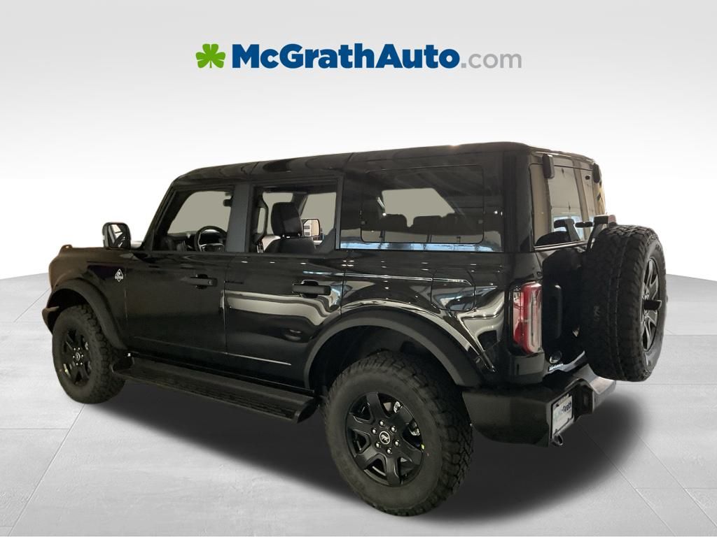 New 2025 Black Ford Outer Banks image 3