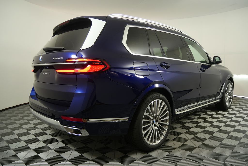 Thumbnail: 2026 BMW X7 - 3