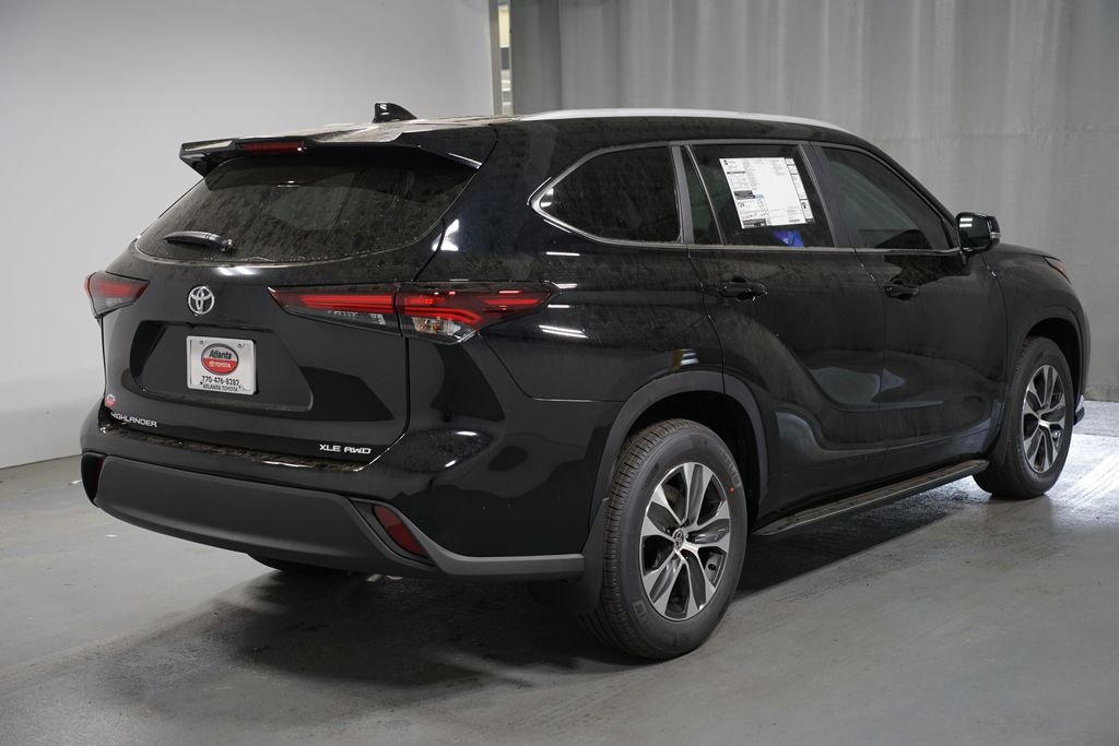 Thumbnail: 2026 Toyota Highlander - 9