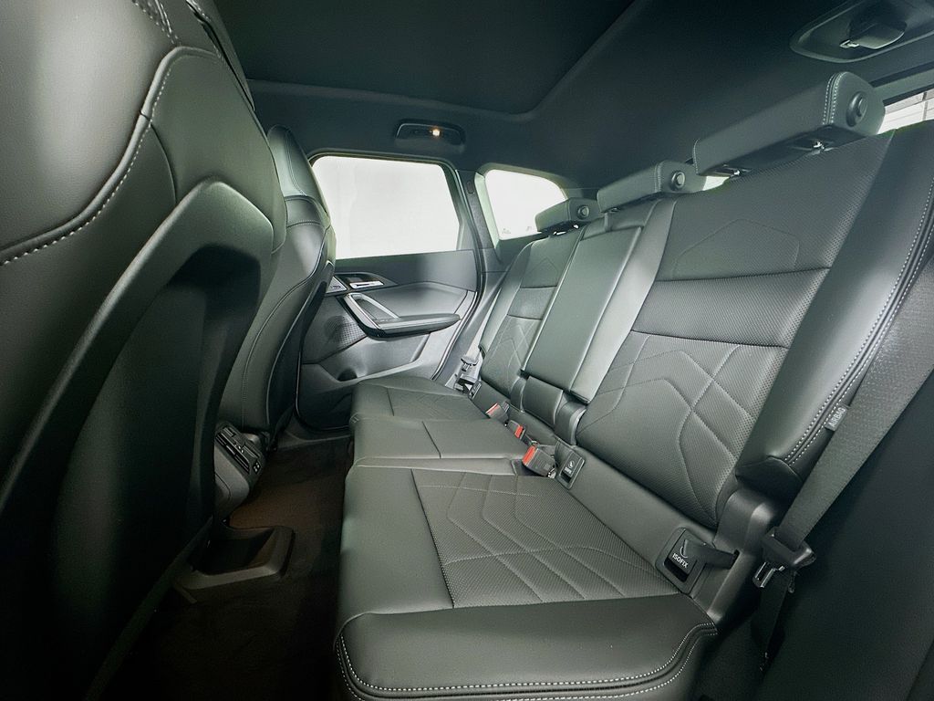 Thumbnail: 2026 BMW X1 - 17