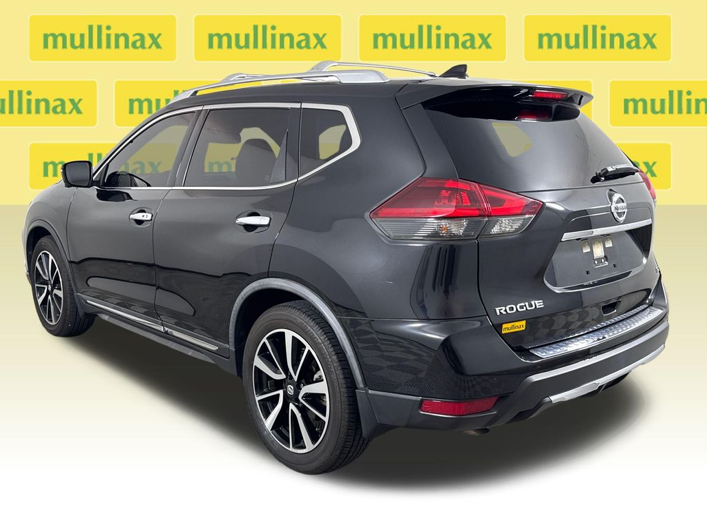Certified Used 2018 Black Nissan SL image 12