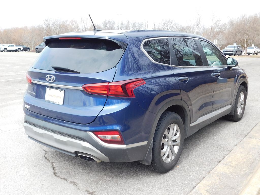 2020 Hyundai Santa Fe SE 10