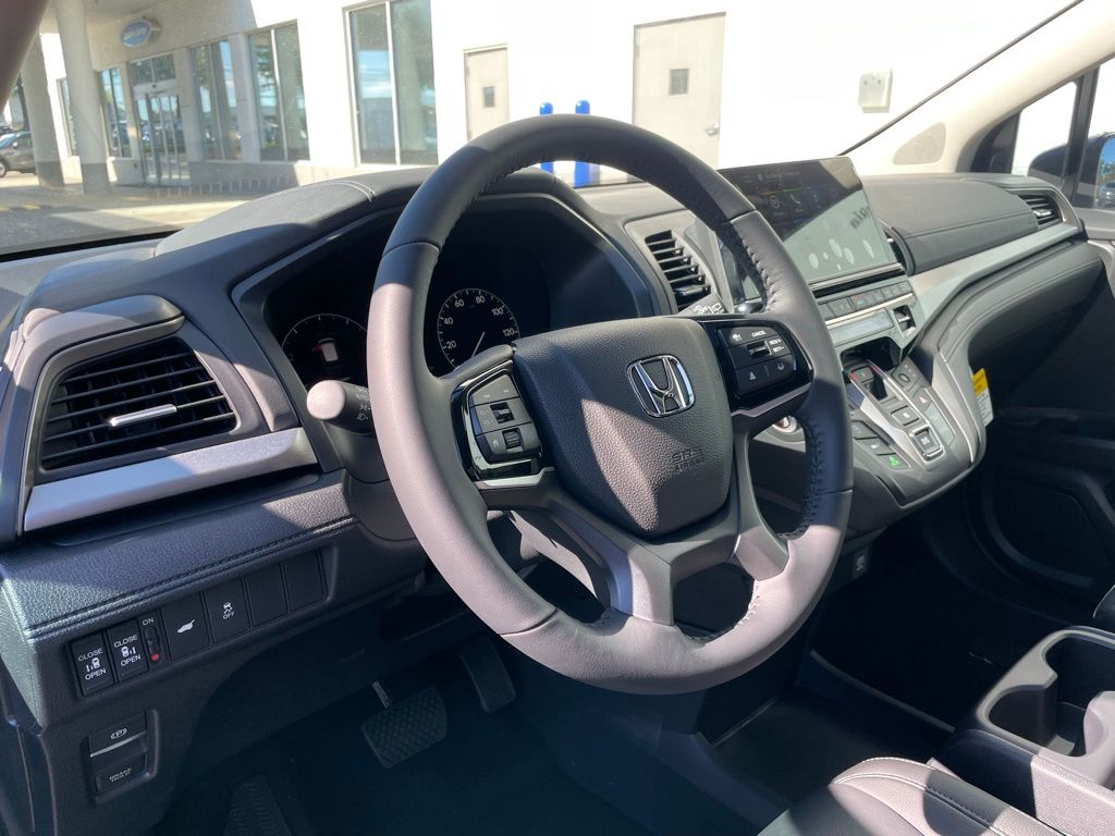 Thumbnail: 2026 Honda Odyssey - 29