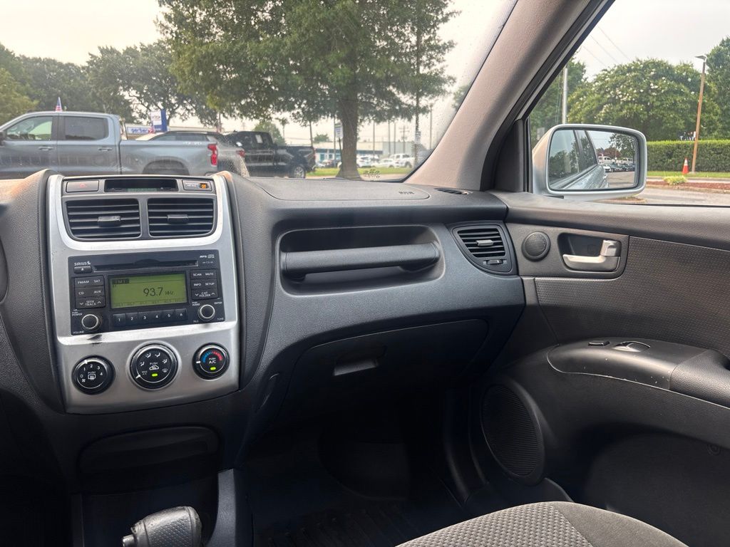 Used 2010 Silver Kia EX image 14