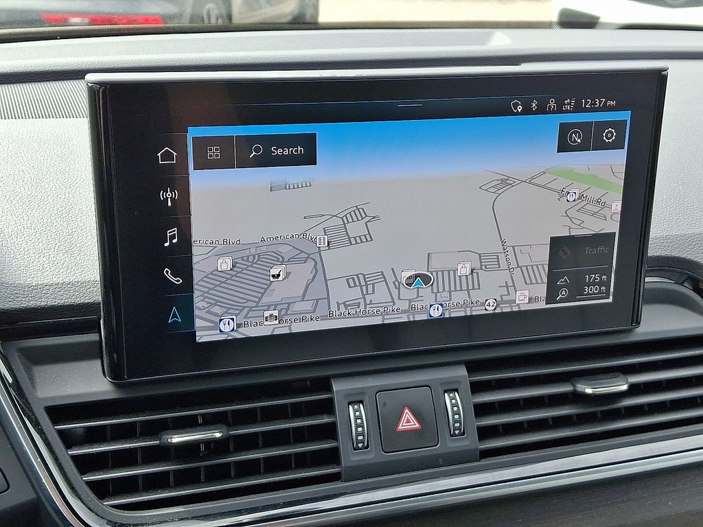 Thumbnail: 2022 Audi Q5 - 18