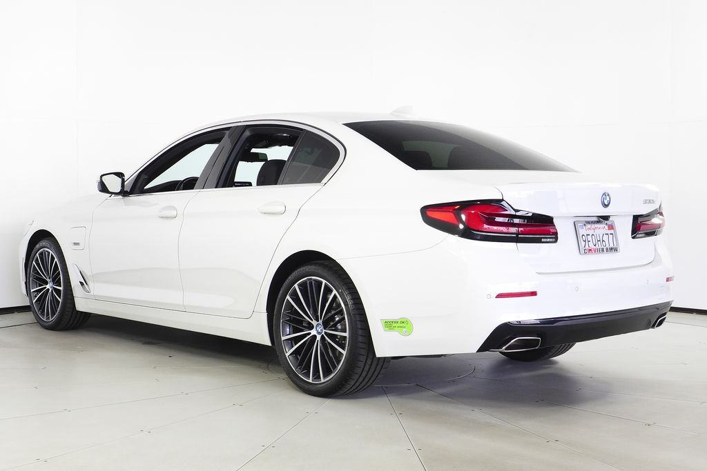 Thumbnail: 2023 BMW 5 Series - 9