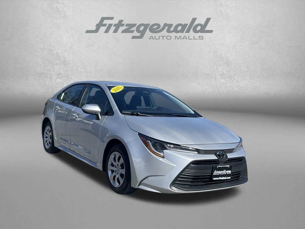 2025 Toyota Corolla LE FWD