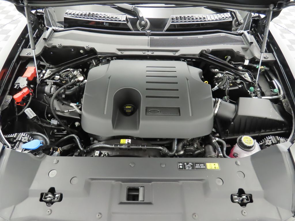 Thumbnail: 2025 Land Rover Defender - 29