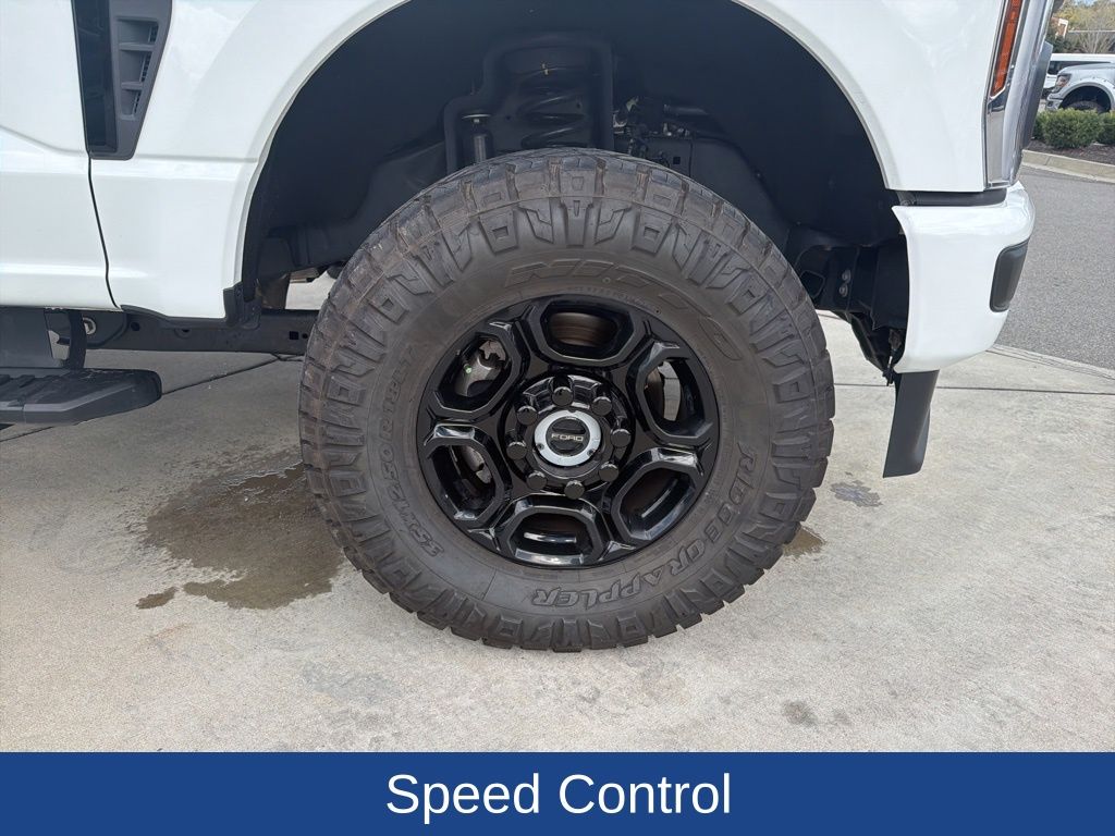 2025 Ford F-350 Super Duty XL