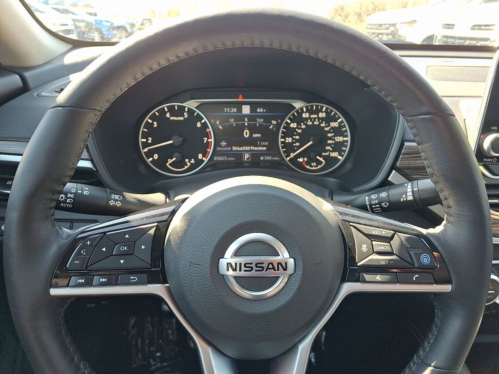 Thumbnail: 2021 Nissan Altima - 20