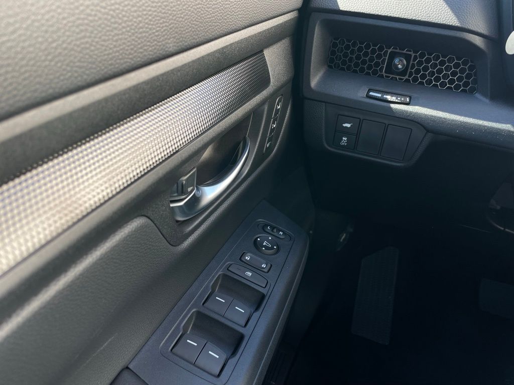 2025 Honda CR-V Sport-L 22