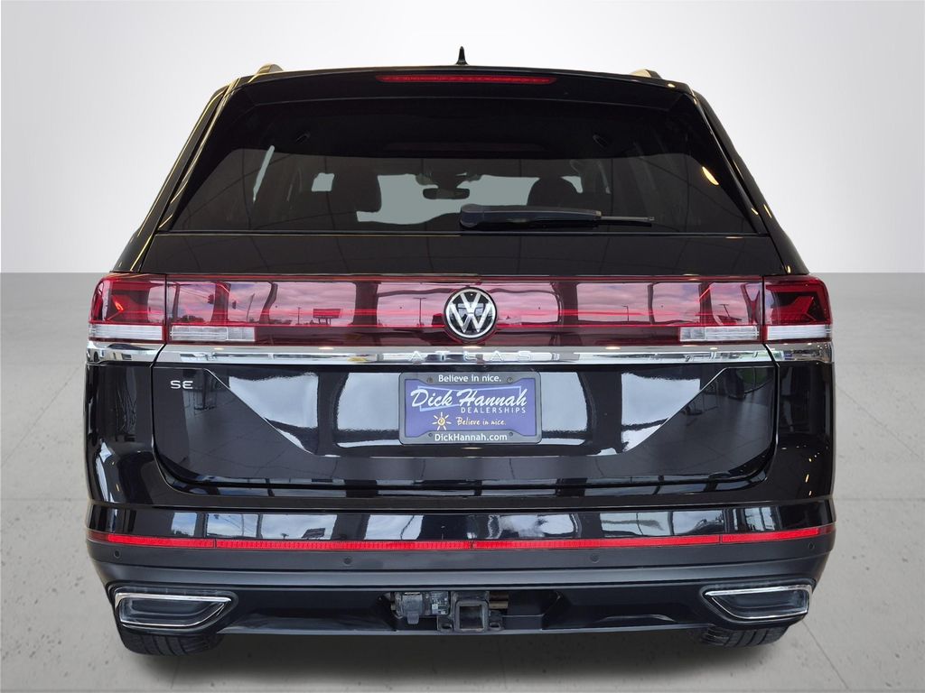 2025 Volkswagen Atlas 2.0T SE w/Technology