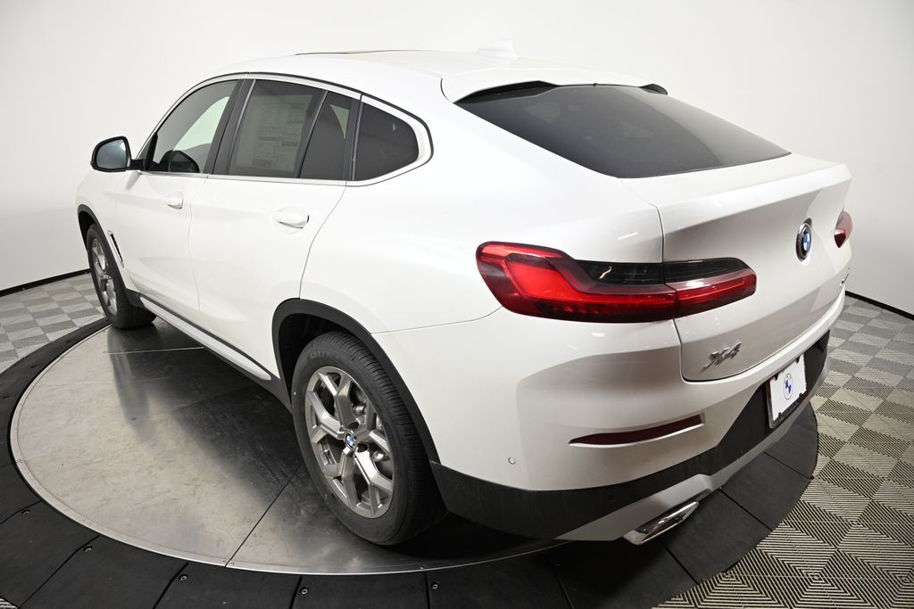 2025 BMW X4 xDrive30i 3