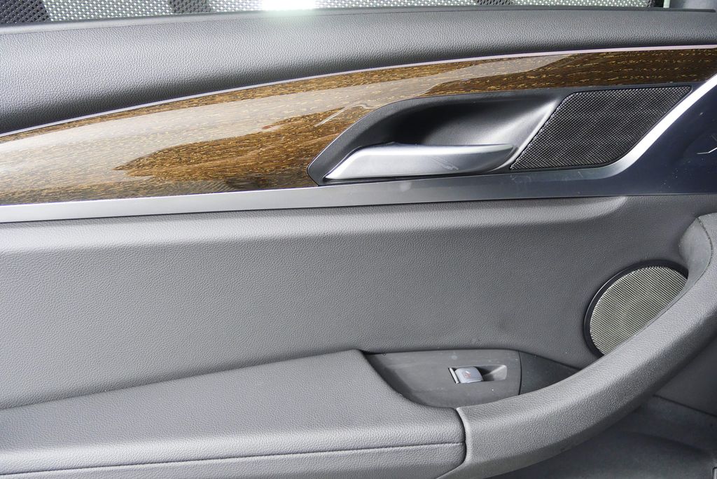 Thumbnail: 2022 BMW X3 - 14