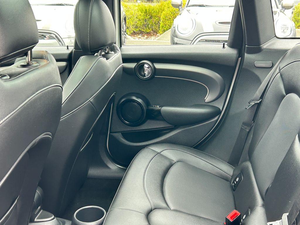 Thumbnail: 2023 MINI Cooper - 30