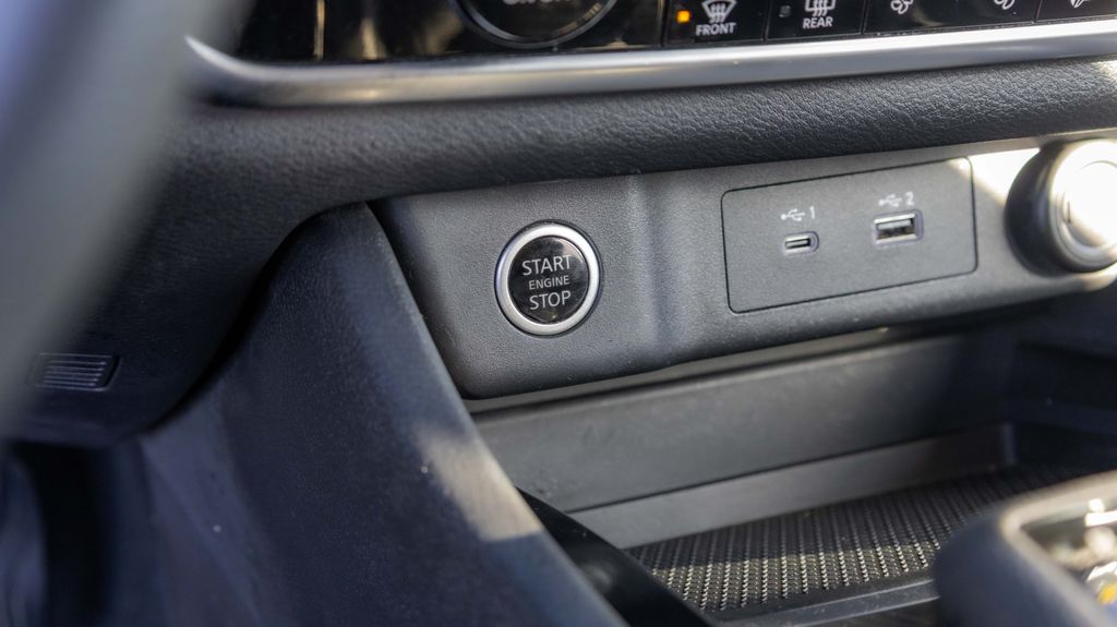 Used 2022 Nissan Rogue SV 4D Sport Utility