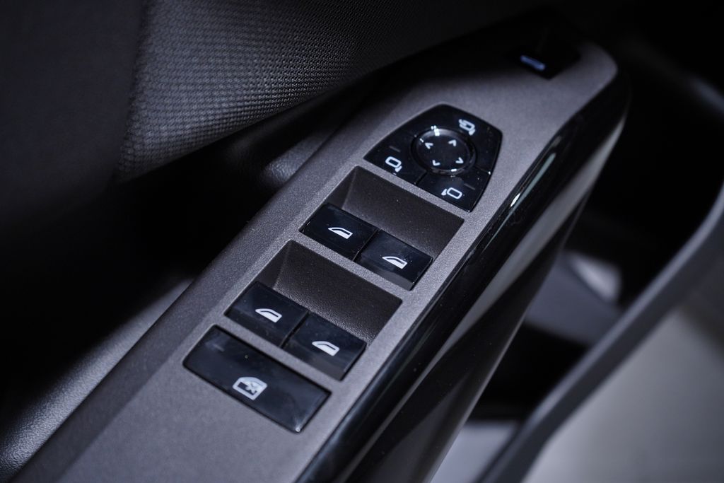 Thumbnail: 2026 BMW X3 - 11