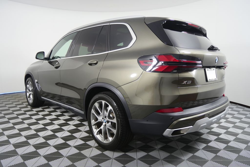 Thumbnail: 2026 BMW X5 - 5