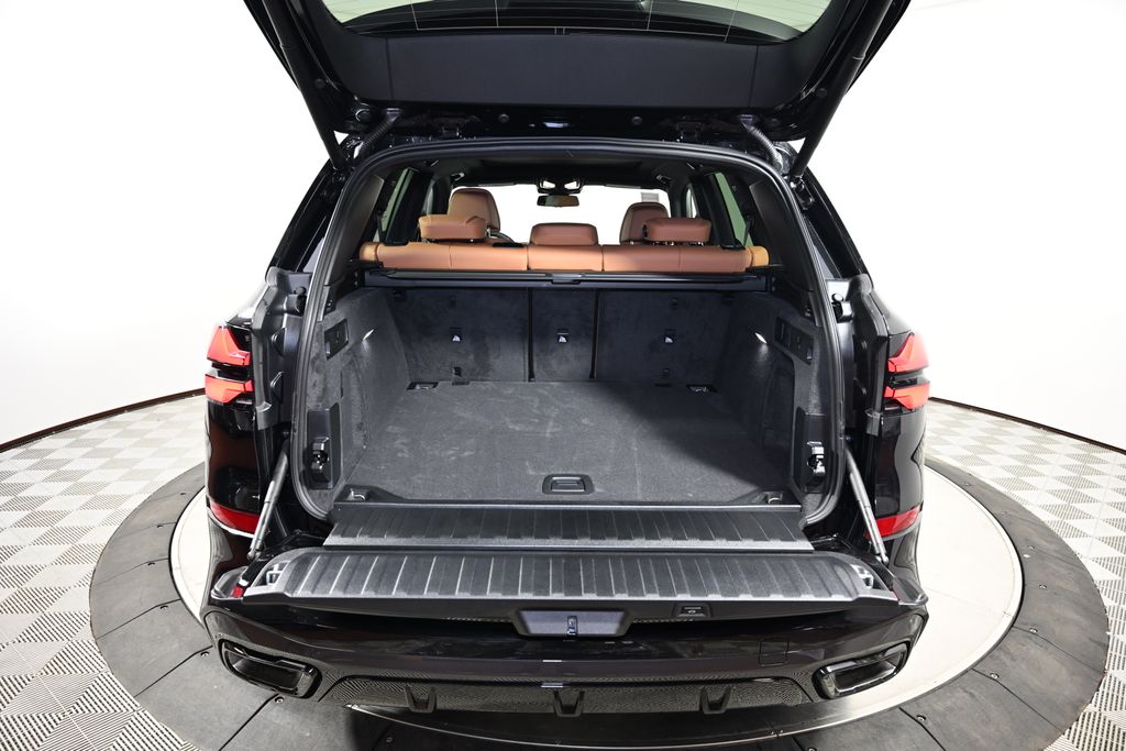 Thumbnail: 2026 BMW X5 - 10