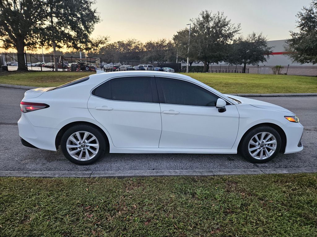 2023 Toyota Camry LE 6