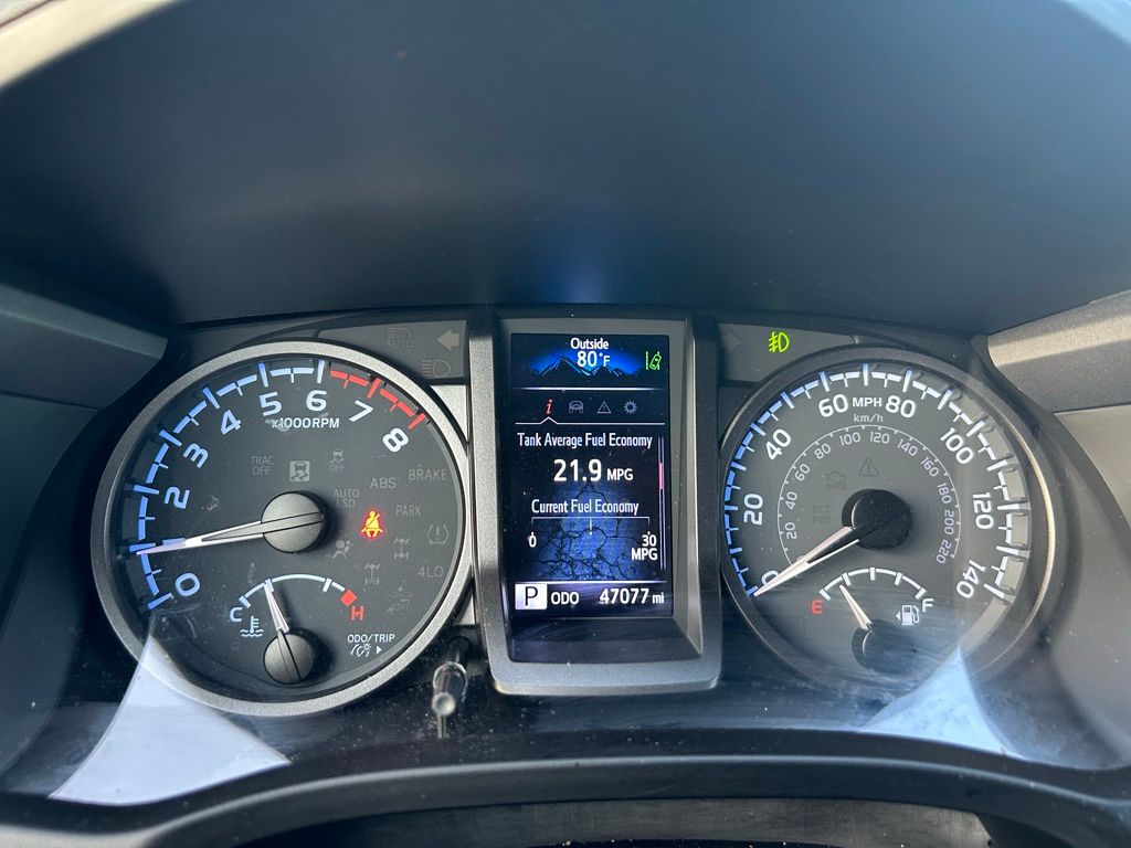 Thumbnail: 2021 Toyota Tacoma - 16