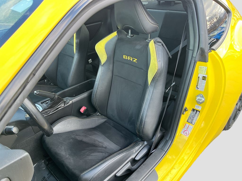 Used 2017 Yellow Subaru Series.Yellow image 18