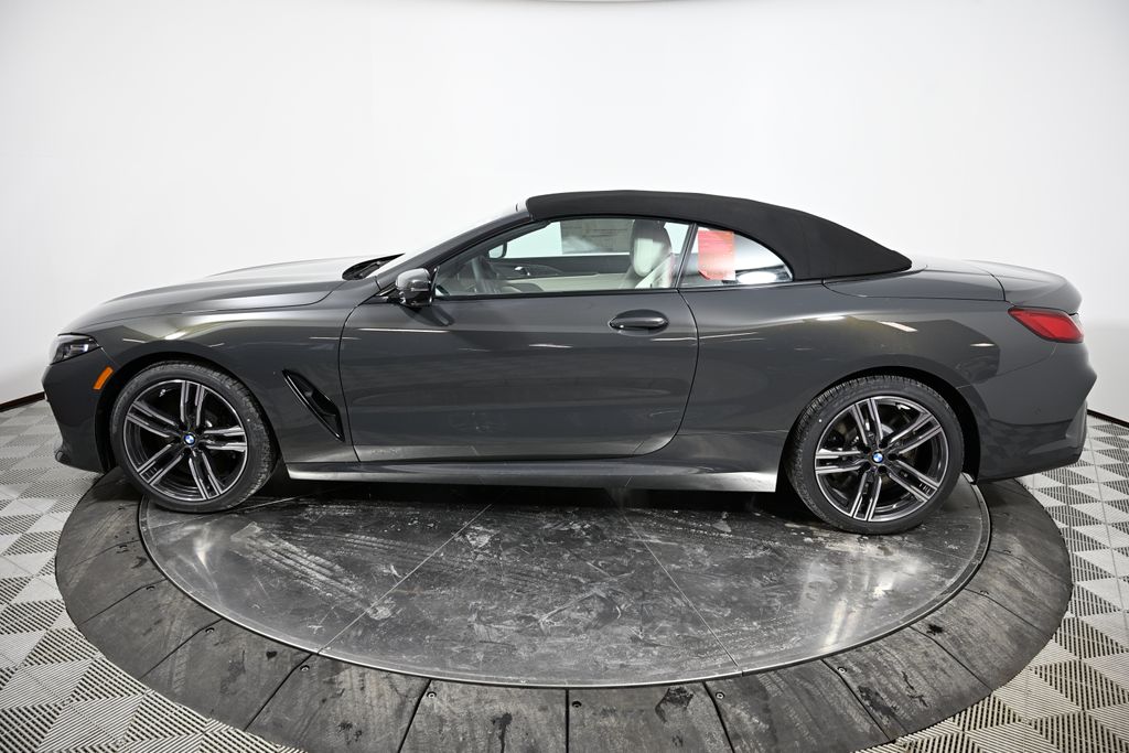 Thumbnail: 2026 BMW 8 Series - 3