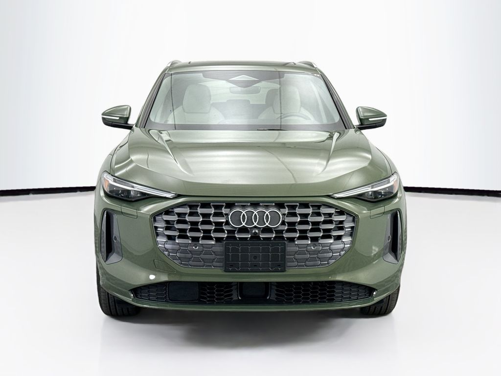Thumbnail: 2025 Audi Q5 - 2
