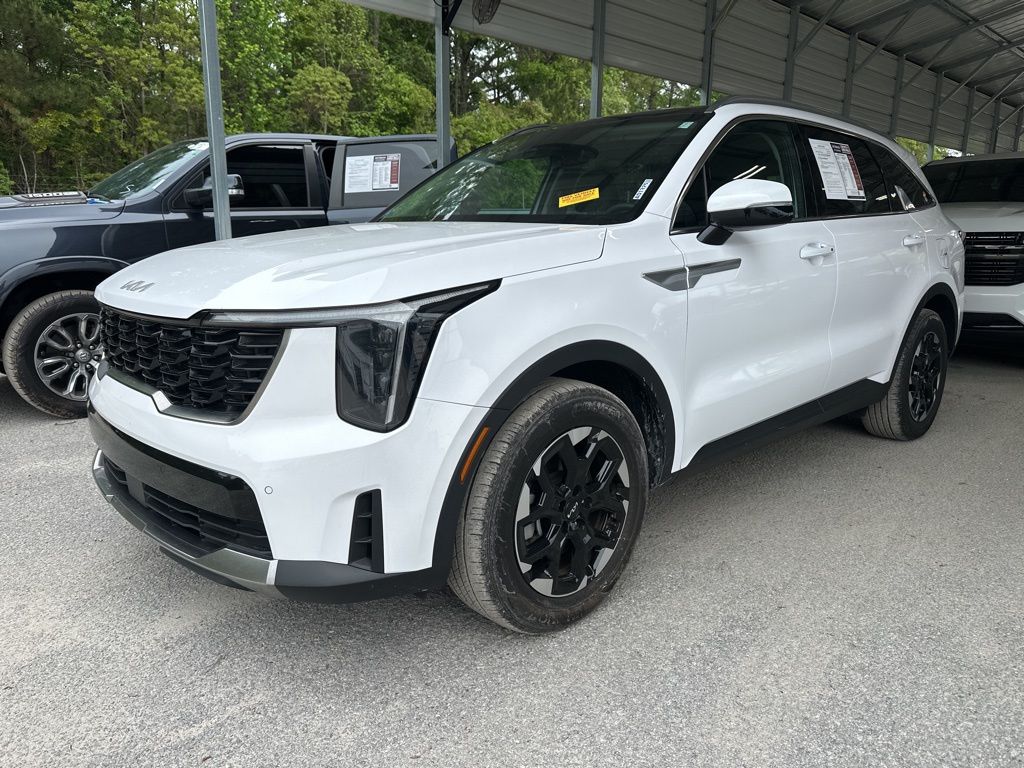 Glacial White Pearl 2025 Kia Sorento S FWD SUV / Crossover Front-Wheel Drive 8-Speed Automatic