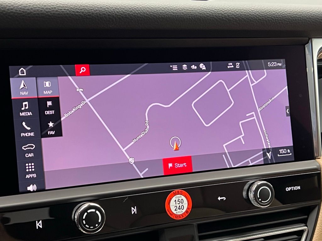 Thumbnail: 2026 Porsche Macan - 11