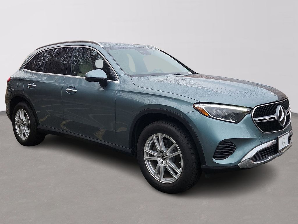 Thumbnail: 2025 Mercedes-Benz GLC - 3