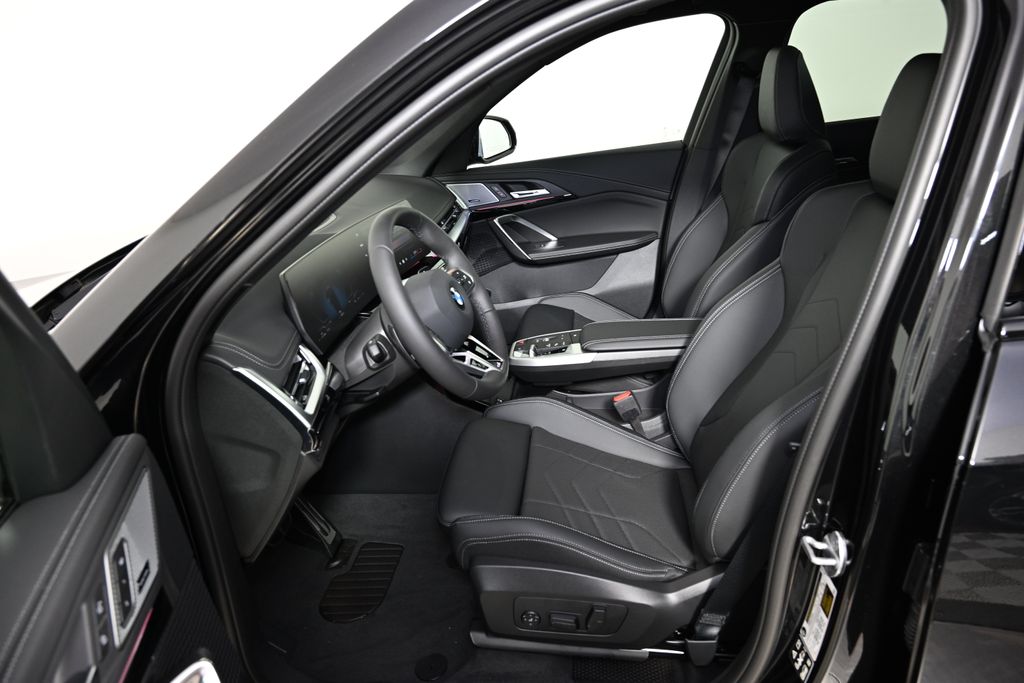 Thumbnail: 2026 BMW X1 - 14