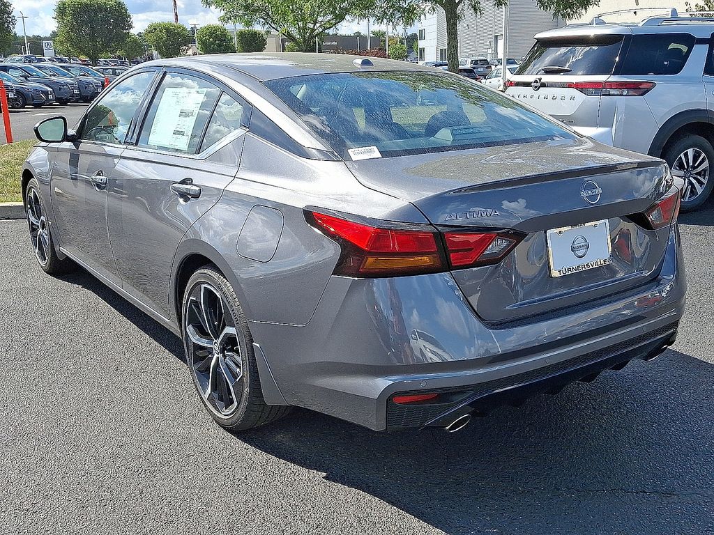 Thumbnail: 2025 Nissan Altima - 3