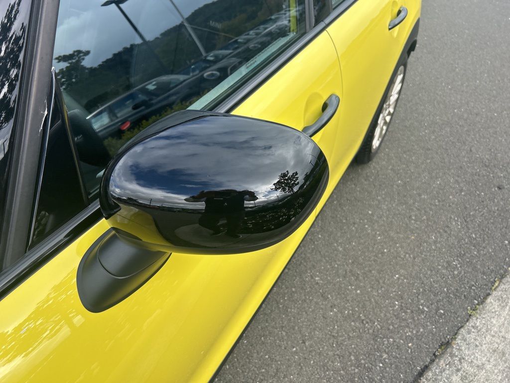 Thumbnail: 2025 MINI Cooper - 9