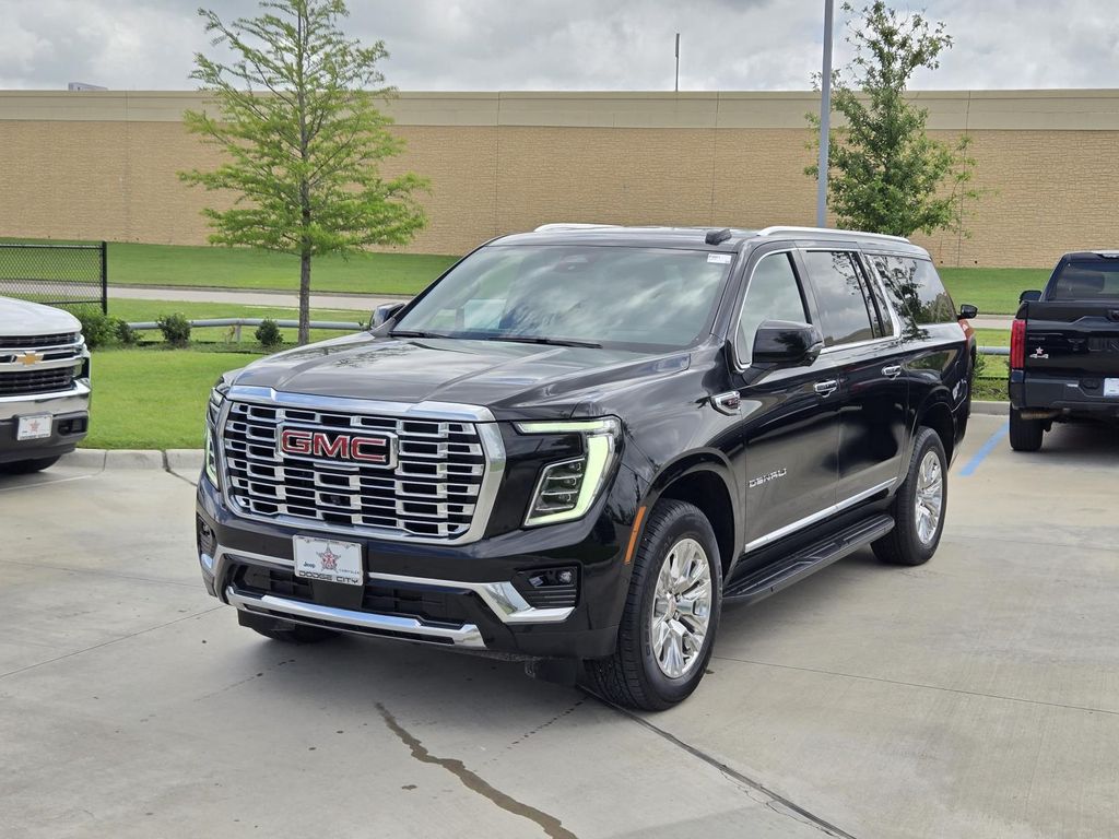 2025 GMC Yukon XL Denali 4WD