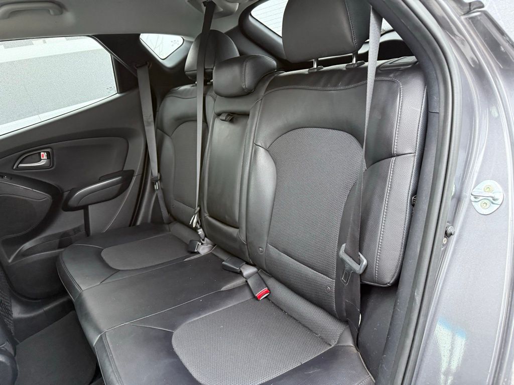 Thumbnail: 2014 Hyundai Tucson - 10