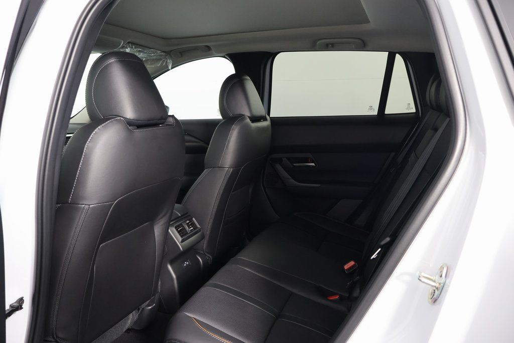 Thumbnail: 2026 Mazda CX-50 - 6