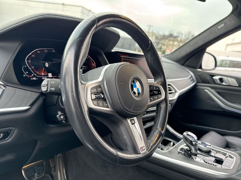 2022 BMW X7 xDrive40i 5