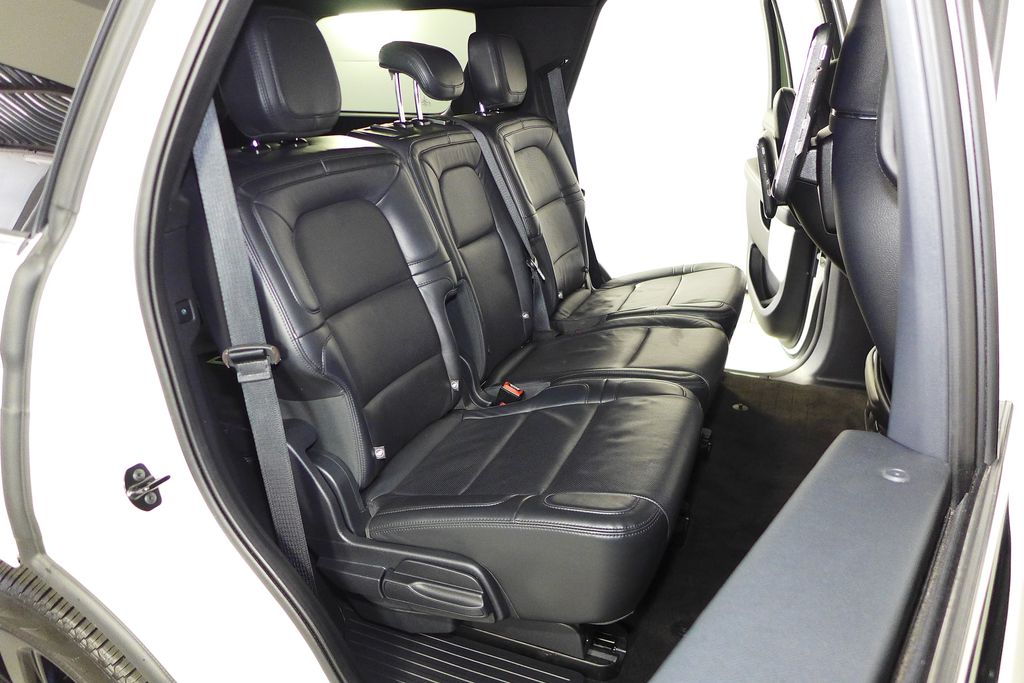 Thumbnail: 2023 Lincoln Navigator - 20