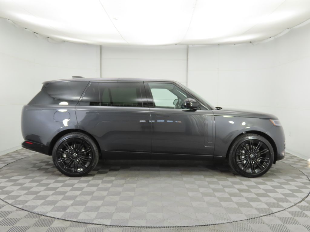 Thumbnail: 2025 Land Rover Range Rover - 4