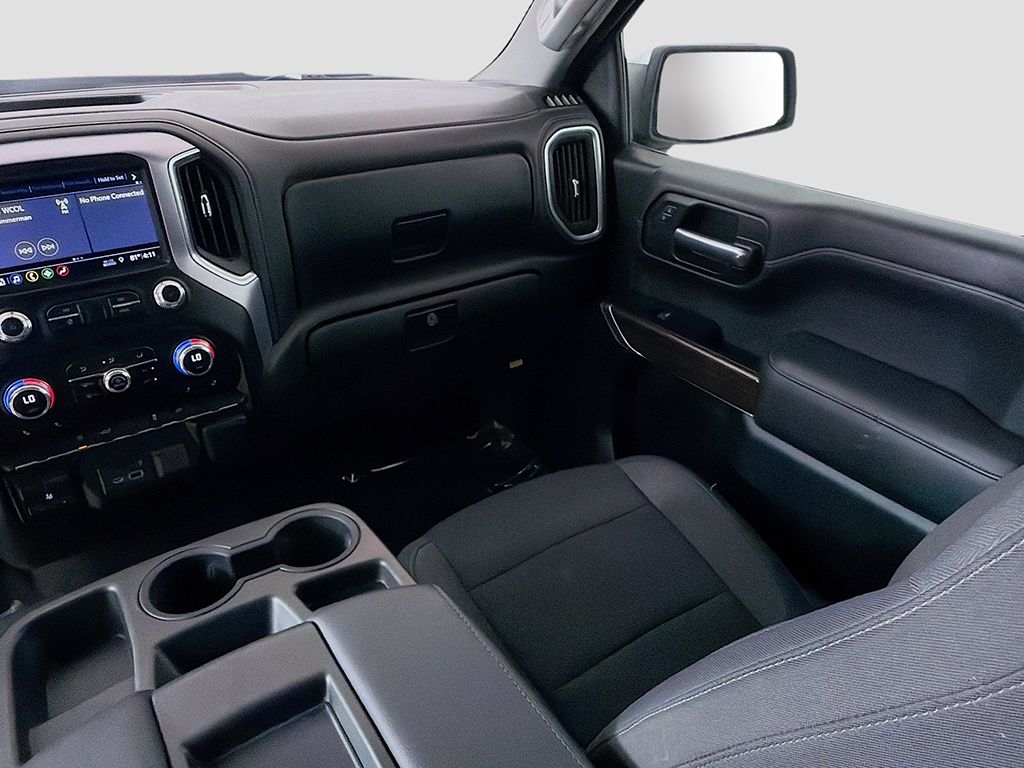 Used 2019 Silver GMC SLE image 29