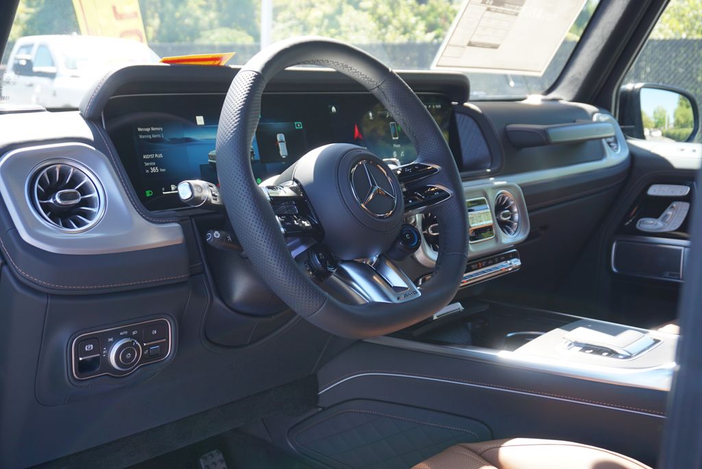 Thumbnail: 2025 Mercedes-Benz G-Class - 10