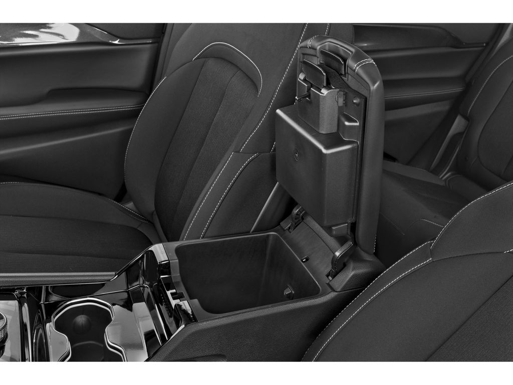 2023 Jeep Grand Cherokee L Limited Gray at South Hills CDJR