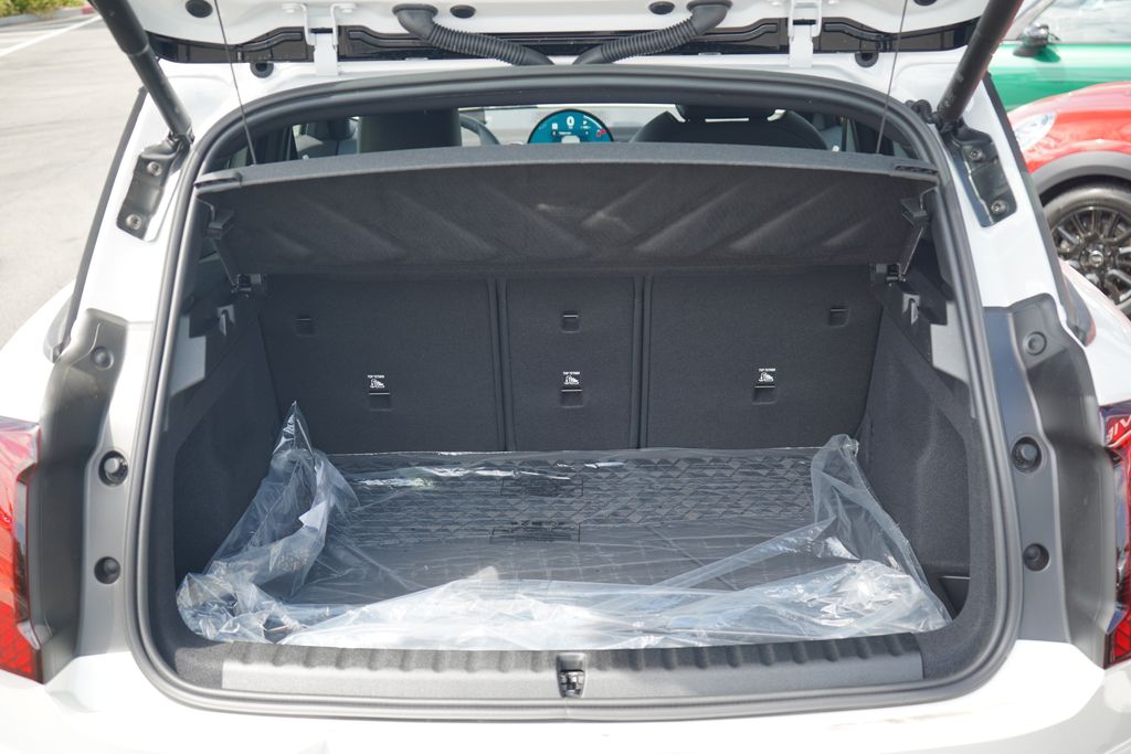 Thumbnail: 2026 MINI Cooper Countryman - 11