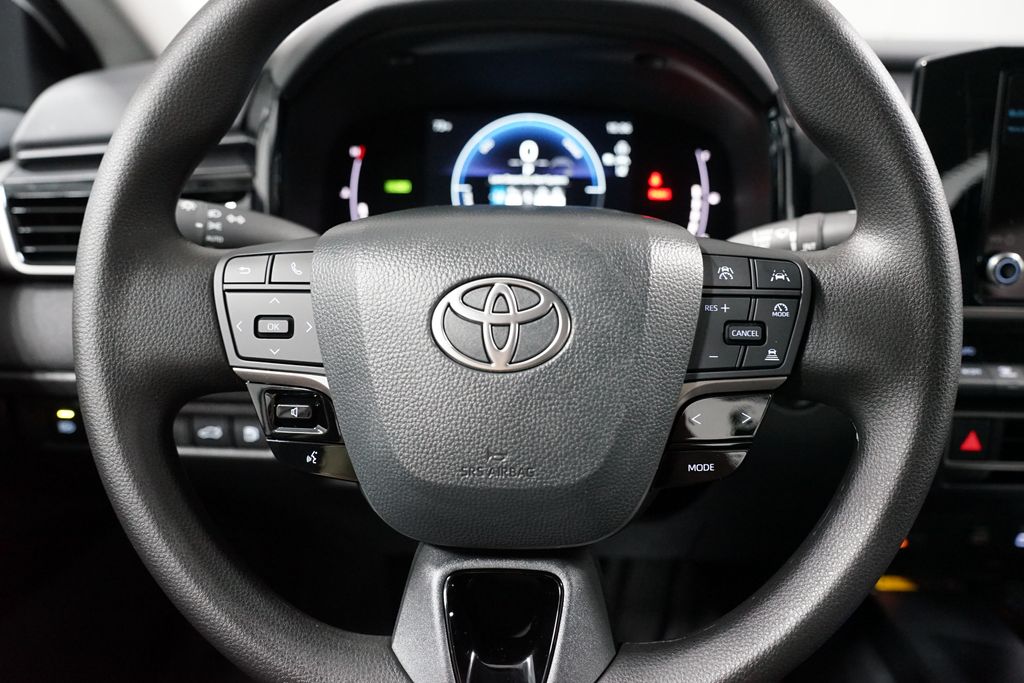 Thumbnail: 2025 Toyota Camry - 12