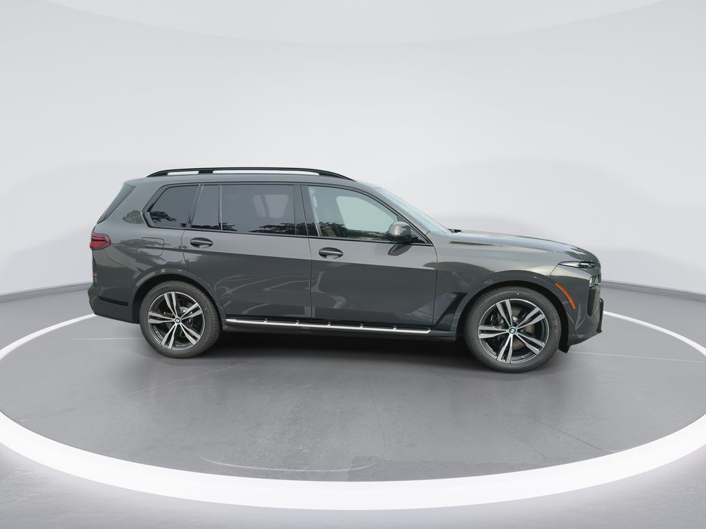Thumbnail: 2027 BMW X7 - 9