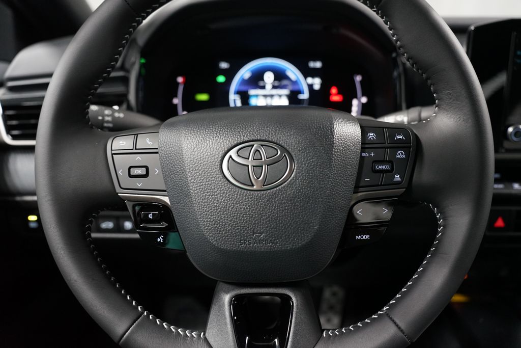 Thumbnail: 2026 Toyota Camry - 12