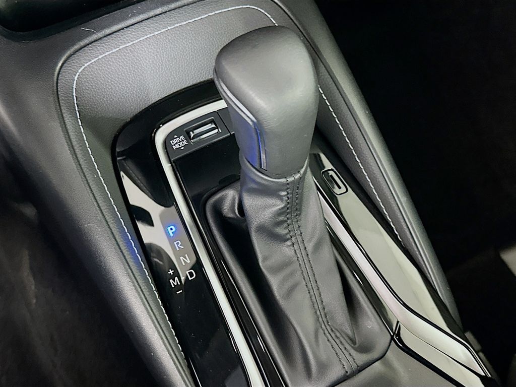 2023 Toyota Corolla SE 16
