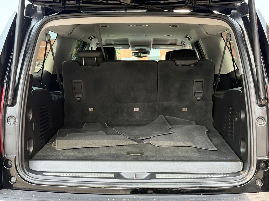 Thumbnail: 2020 Chevrolet Suburban - 11