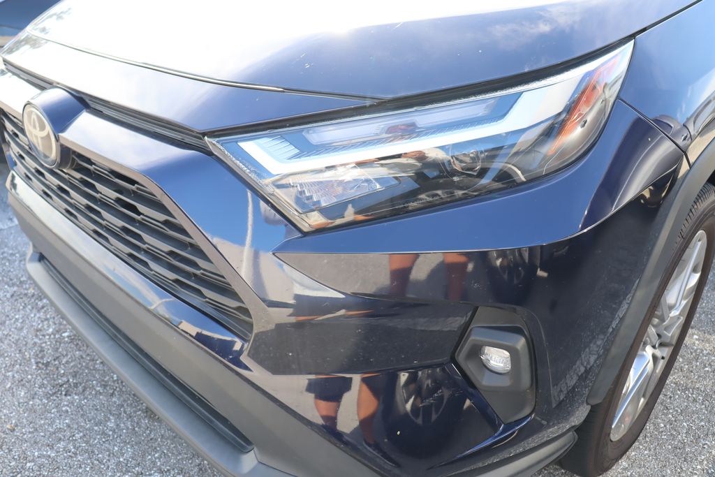 Thumbnail: 2022 Toyota RAV4 - 3